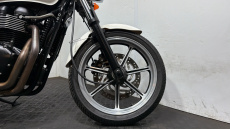 Triumph Bonneville (10MY)